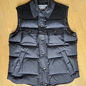 Gant navy puffer vest